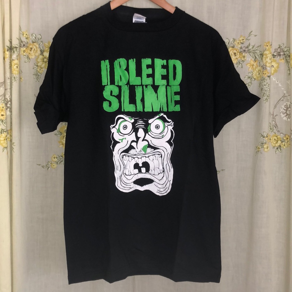 4 for $15 deal! New Medium Ignorance I Bleed Smile T-shirt!